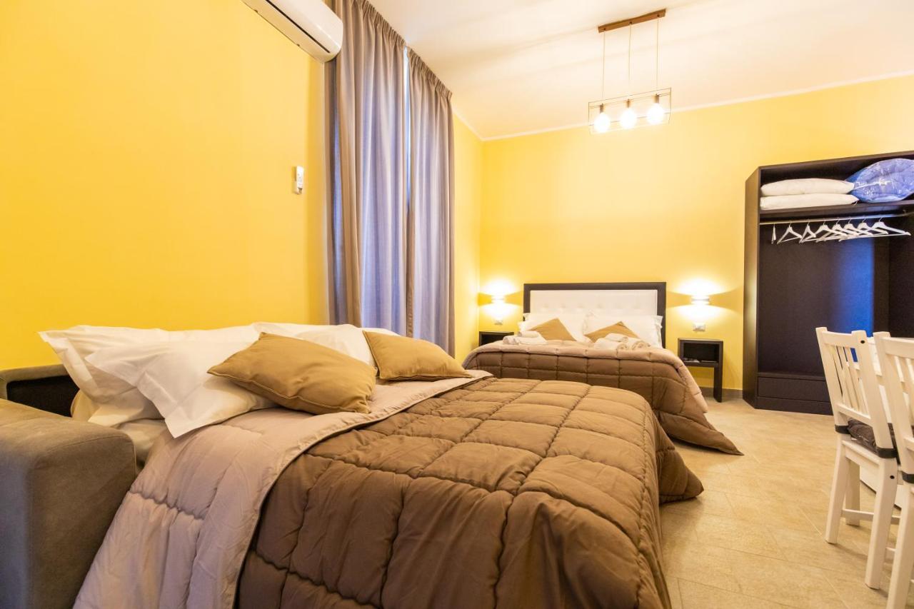 B&B Trianon ナポリ エクステリア 写真